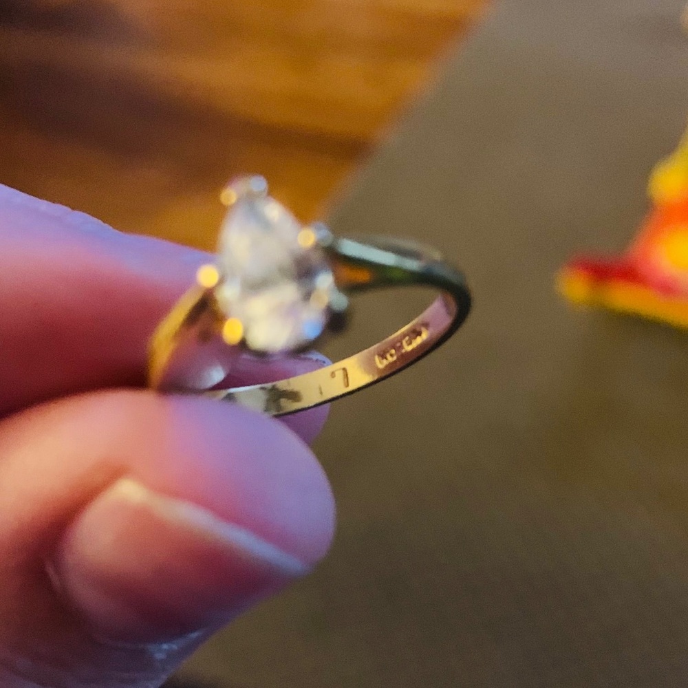 Diamond ring - Picture 4 of 4
